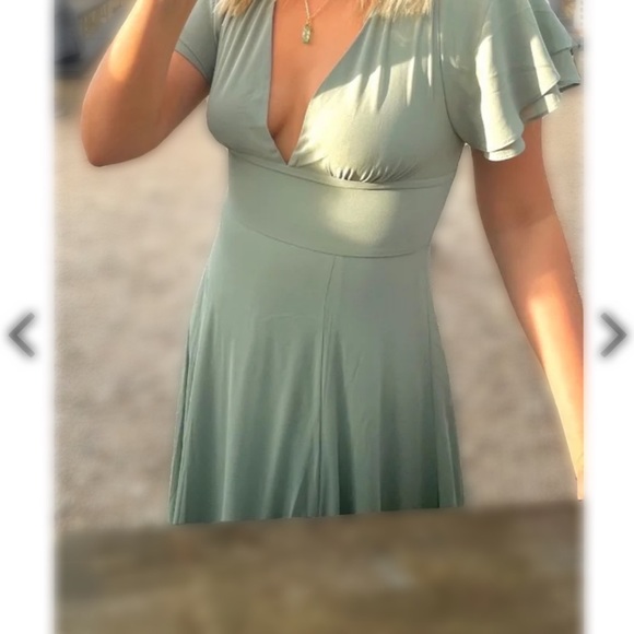 SAGE GREEN Lulu’s flutter sleeve lined maxi dress, size medium, only worn once - Picture 3 of 8